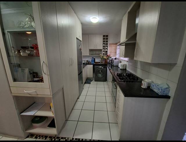 3 BEDROOM HOUSE FOR SALE IN EDEN GLEN